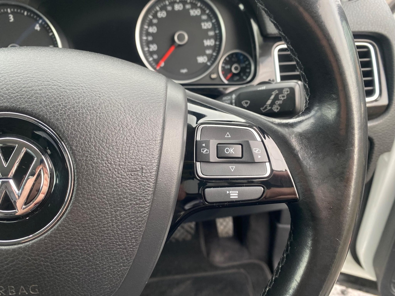 Used Volkswagen Touareg 2016 for sale - 76949475: Photo 19