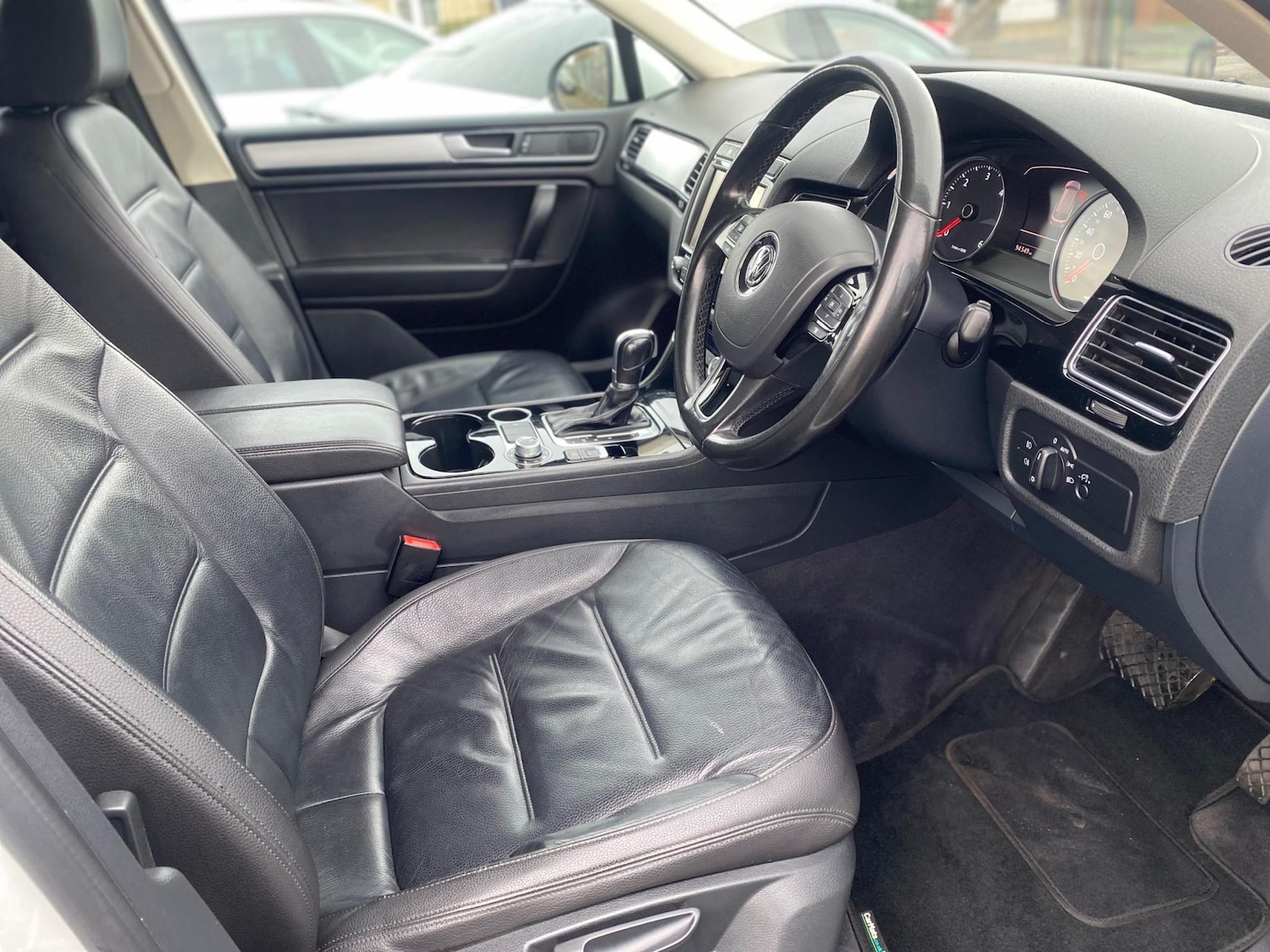 Used Volkswagen Touareg 2016 for sale - 76949475: Photo 20