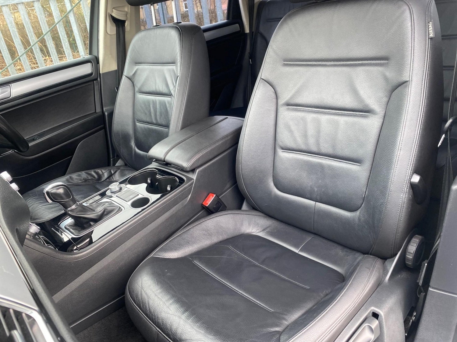 Used Volkswagen Touareg 2016 for sale - 76949475: Photo 34