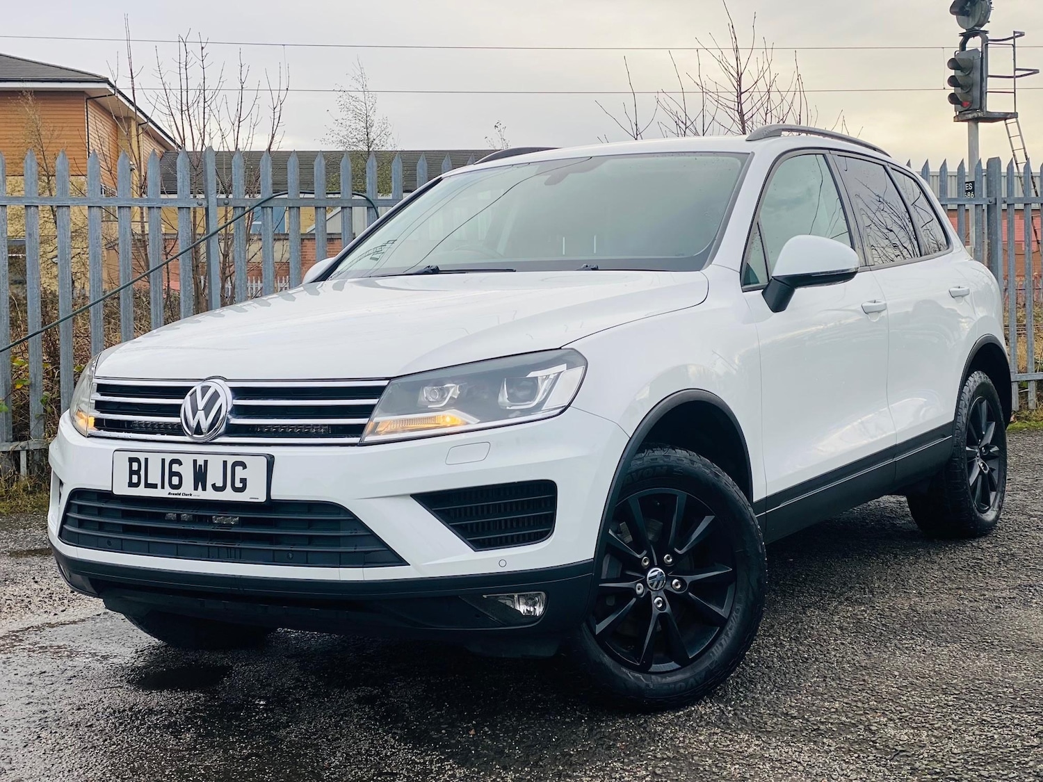 Used Volkswagen Touareg 2016 for sale - 76949475: Photo 4