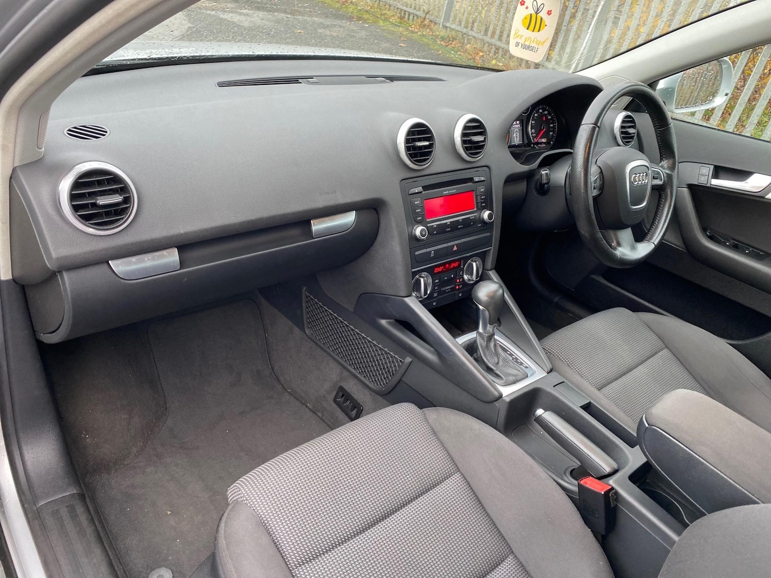 Used Audi A3 2010 for sale - 76468847: Photo 6