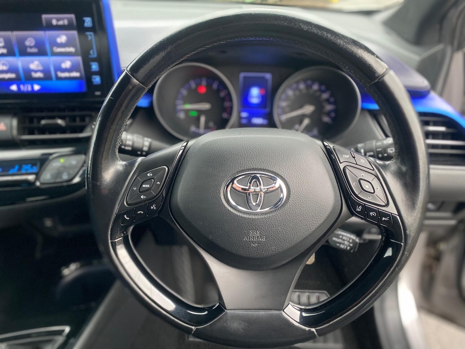 Used Toyota C-HR 2017 for sale - 77506029: Photo 18