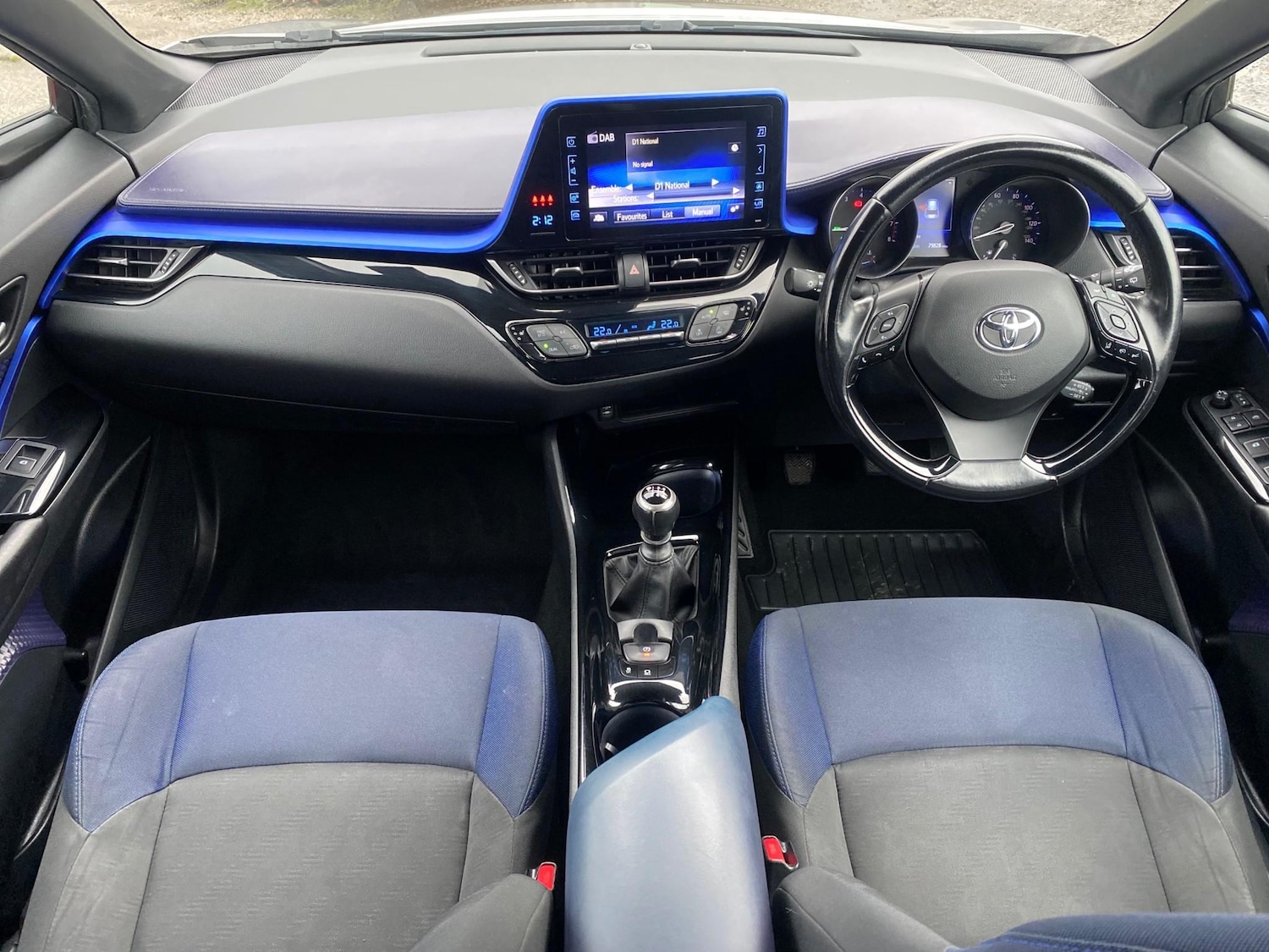 Used Toyota C-HR 2017 for sale - 77506029: Photo 4