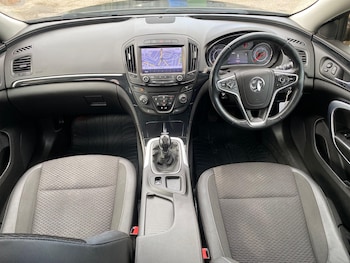 Used Vauxhall Insignia 2016 for sale - 79454439: Photo