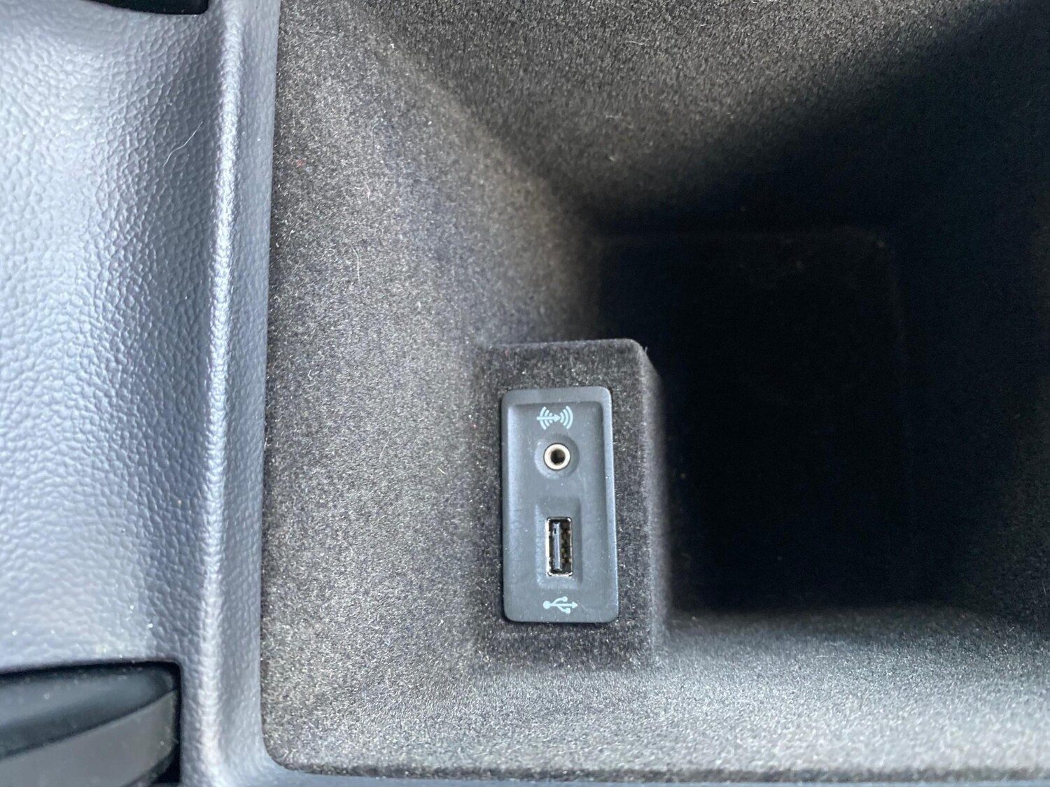 Used Volkswagen Passat 2016 for sale - 77819988: Photo 24