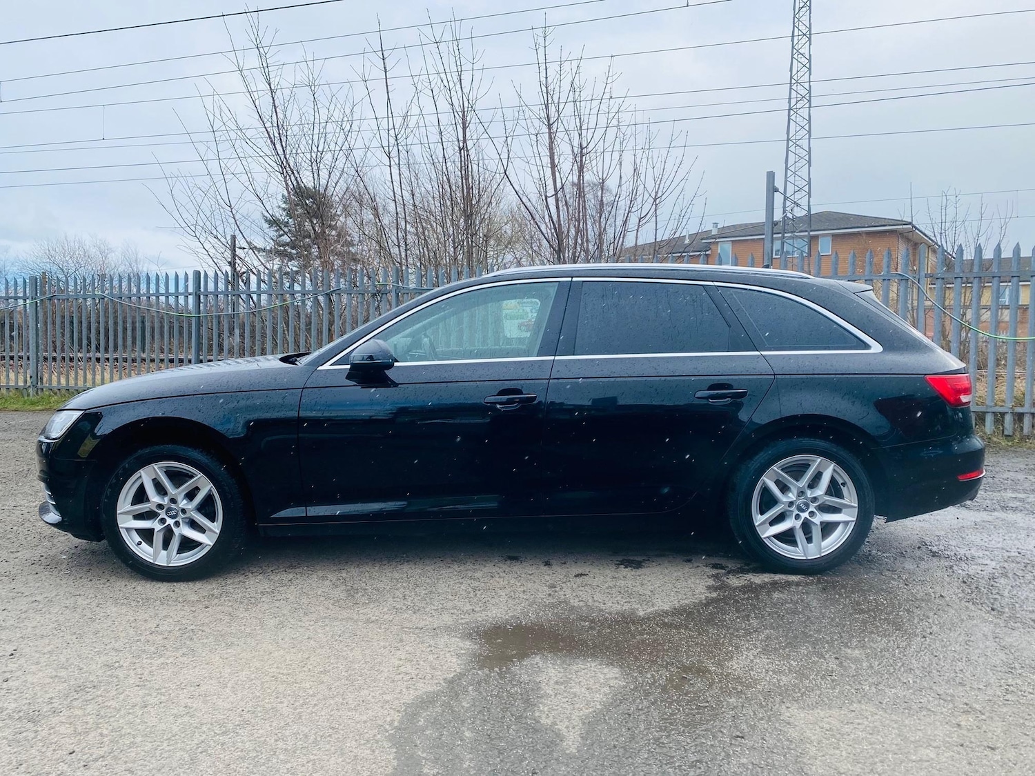 Used Audi A4 2017 for sale - 77890705: Photo 10