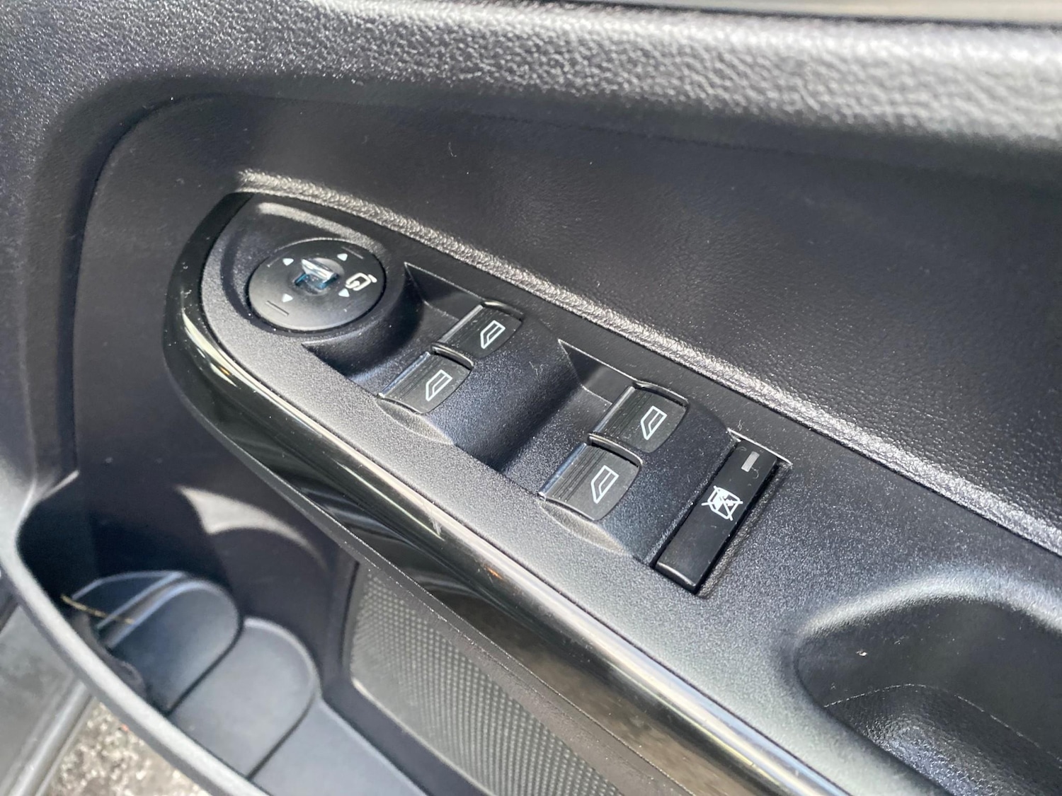 Used Ford B-MAX 2013 for sale - 77718976: Photo 17