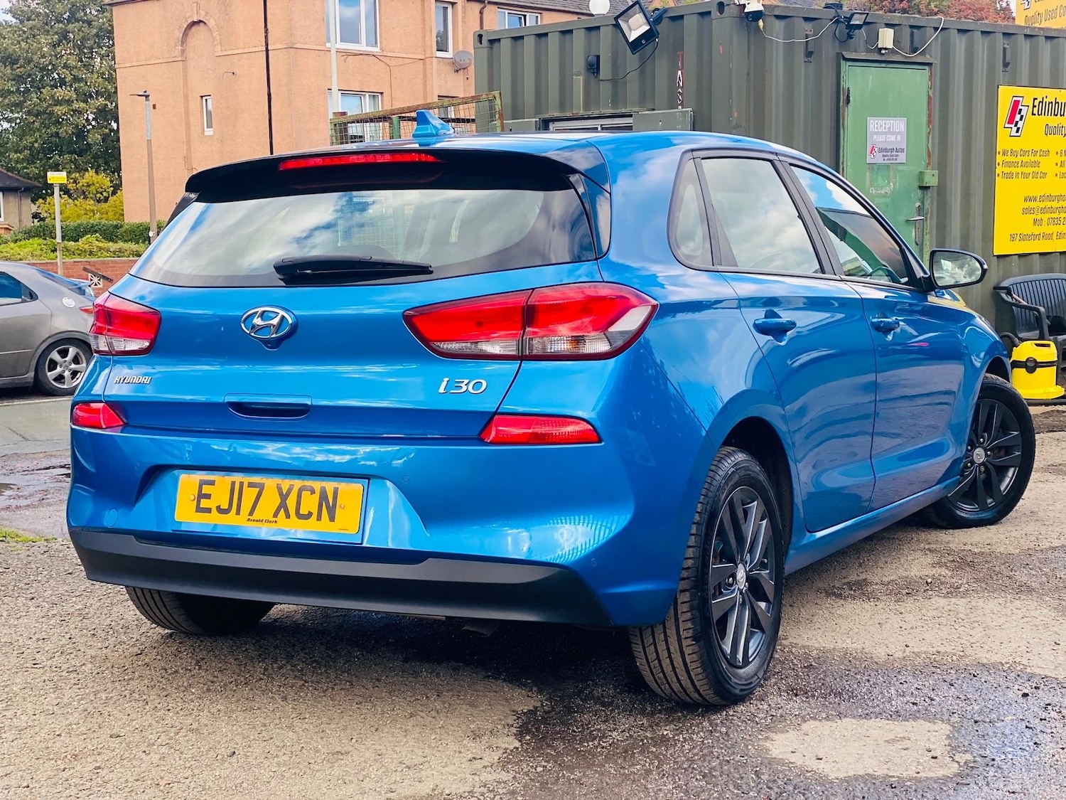 Used Hyundai i30 2017 for sale - 76073663: Photo 9