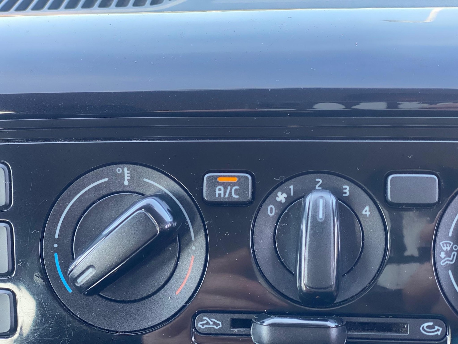 Used Volkswagen up! 2013 for sale - 78102164: Photo 20