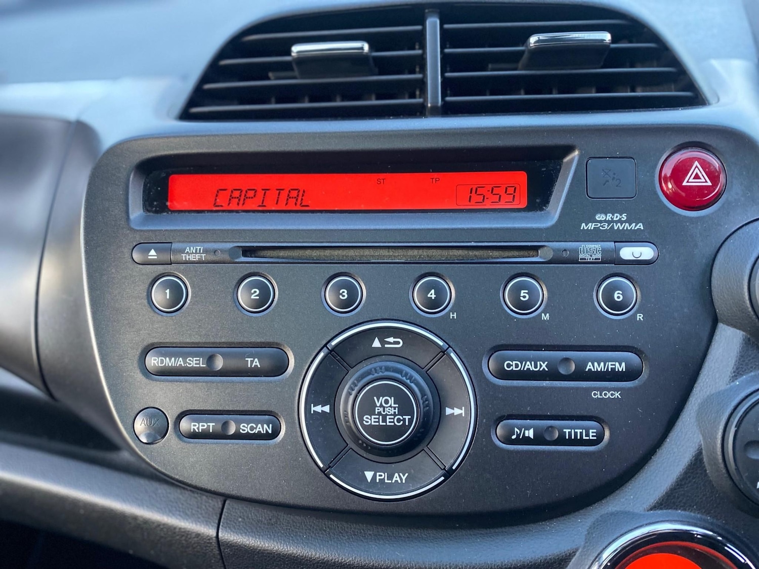 Used Honda Jazz 2014 for sale - 77021731: Photo 23