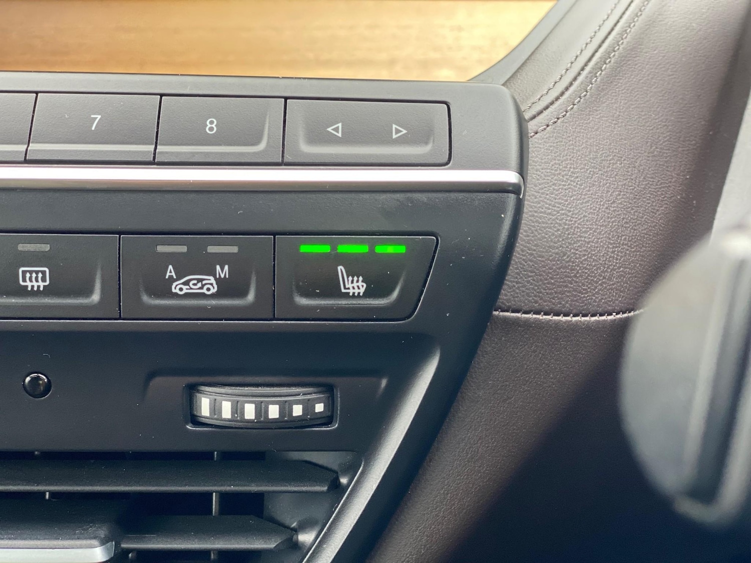 Used BMW i3 2015 for sale - 76350304: Photo 32