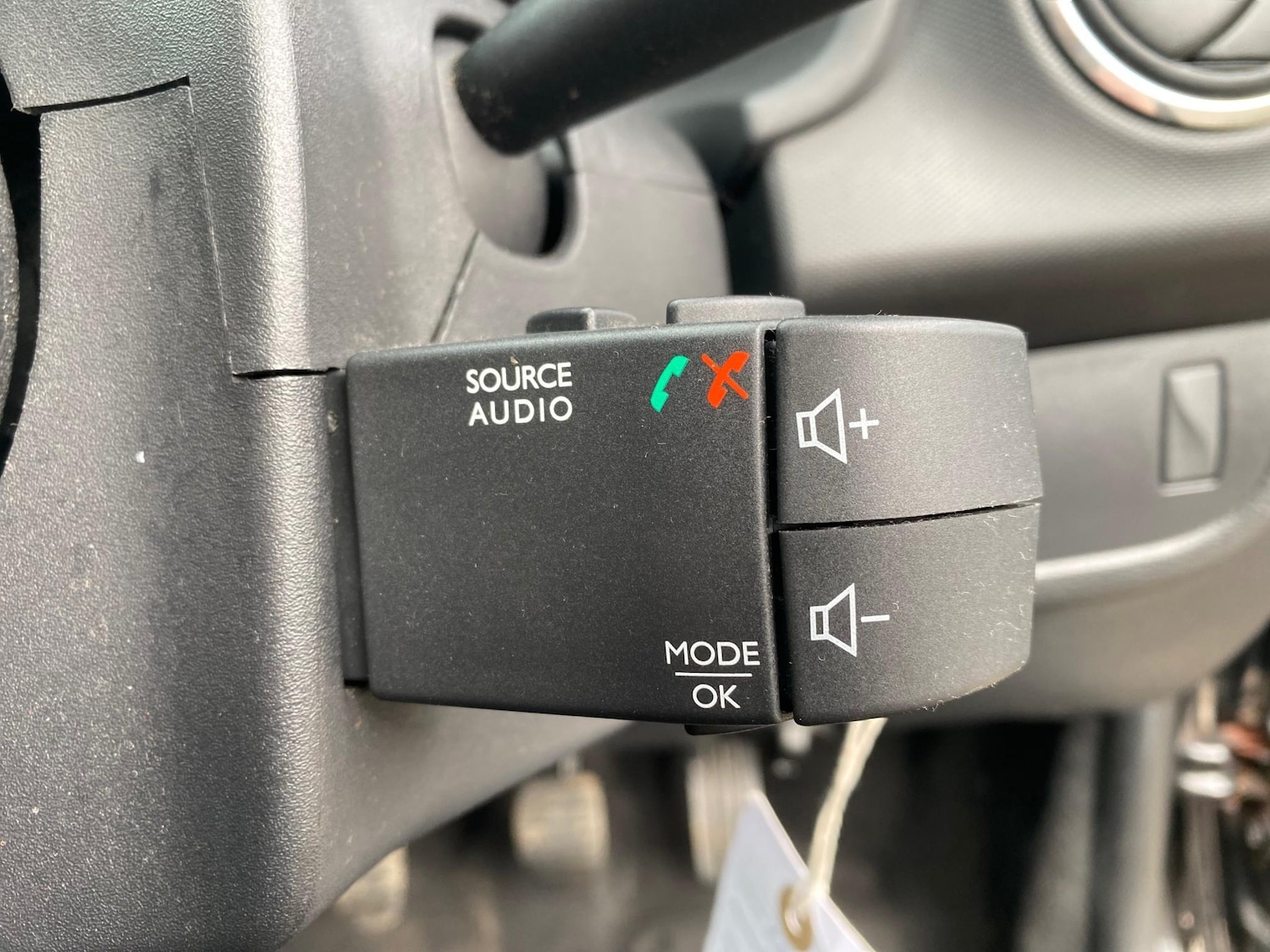 Used Dacia Sandero 2015 for sale - 77989484: Photo 18