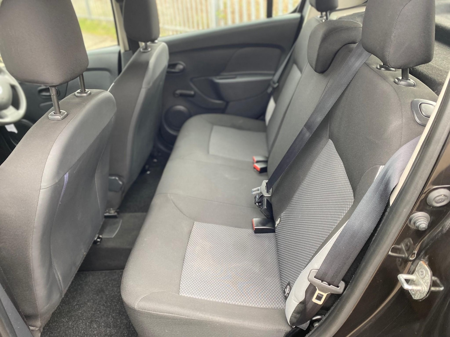 Used Dacia Sandero 2015 for sale - 77989484: Photo 21