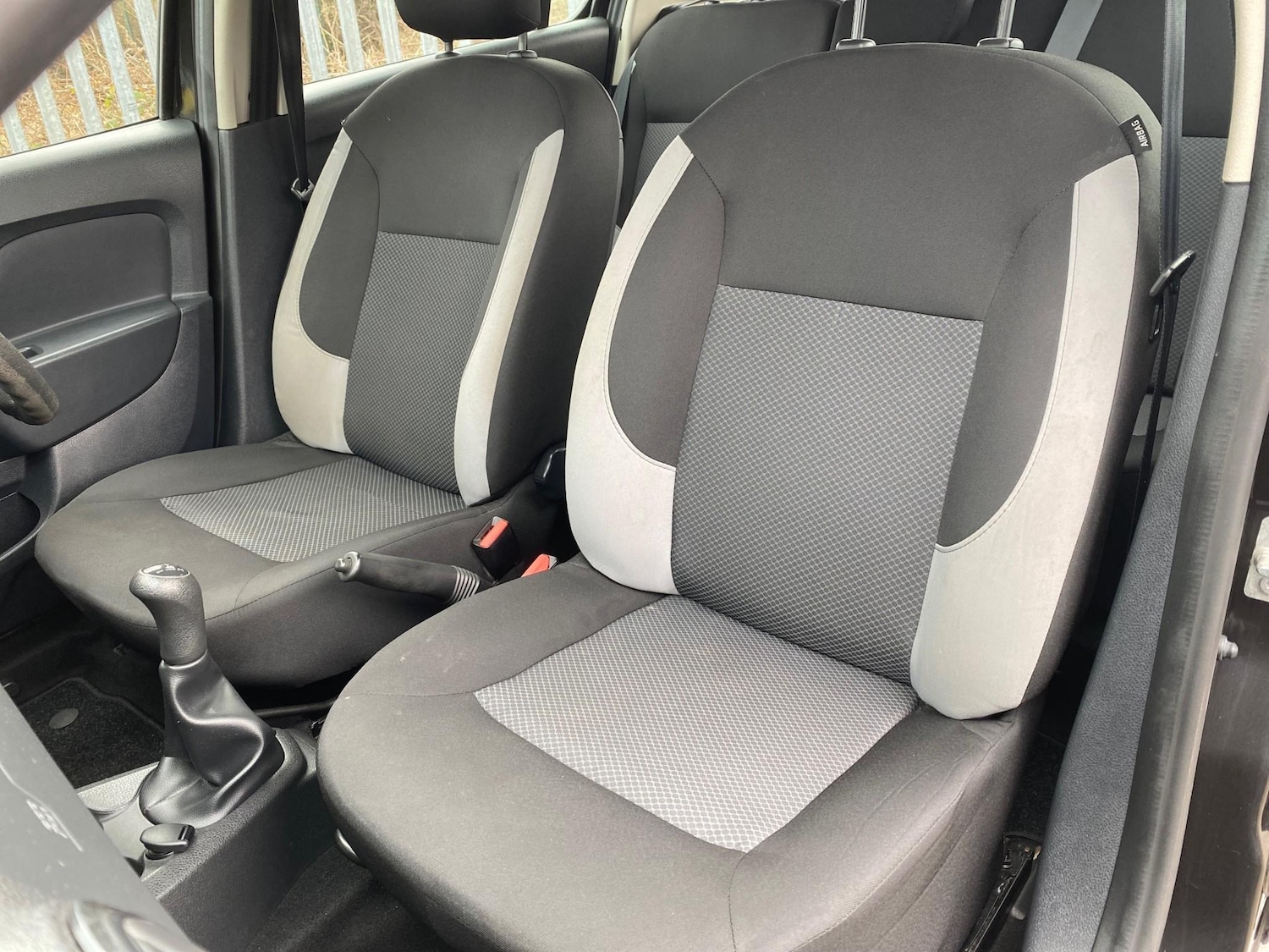 Used Dacia Sandero 2015 for sale - 77989484: Photo 22