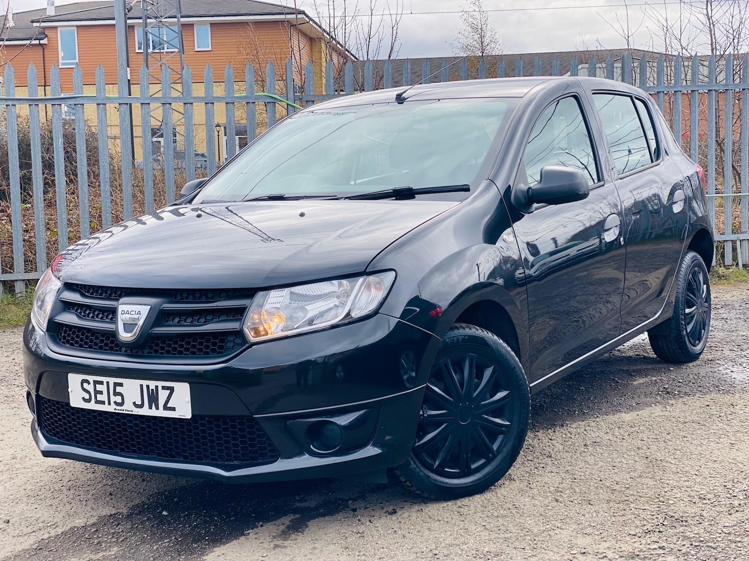 Used Dacia Sandero 2015 for sale - 77989484: Photo 3