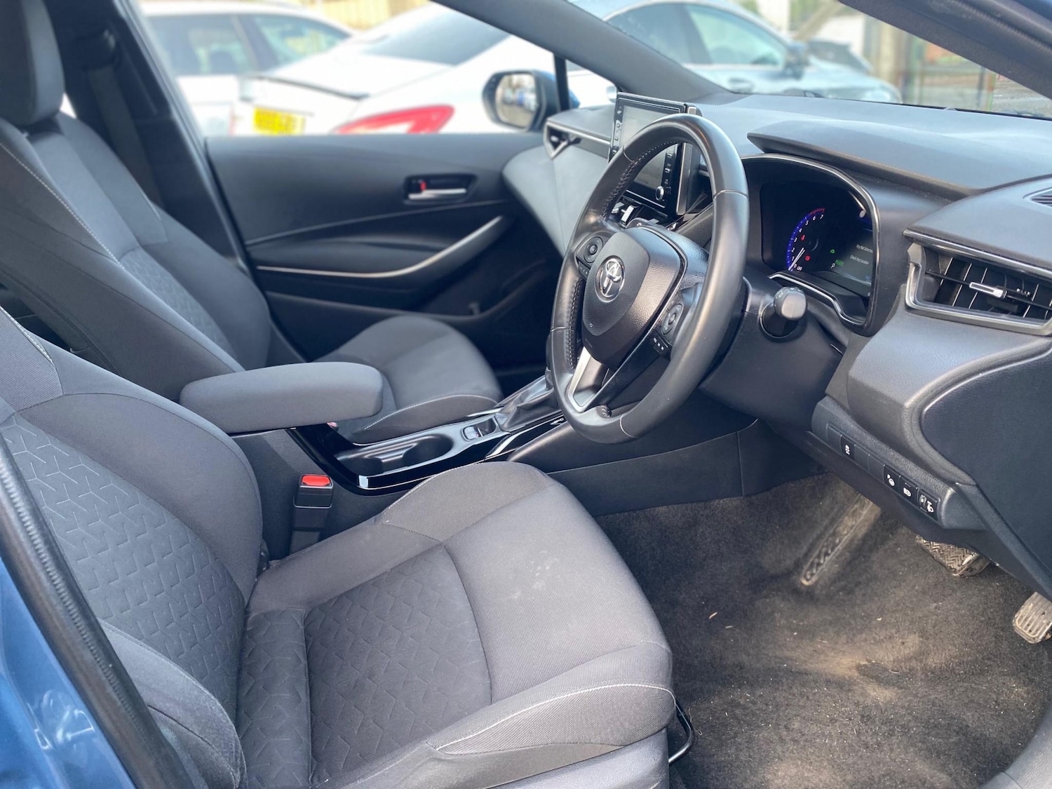 Used Toyota Corolla 2019 for sale - 77026610: Photo 17