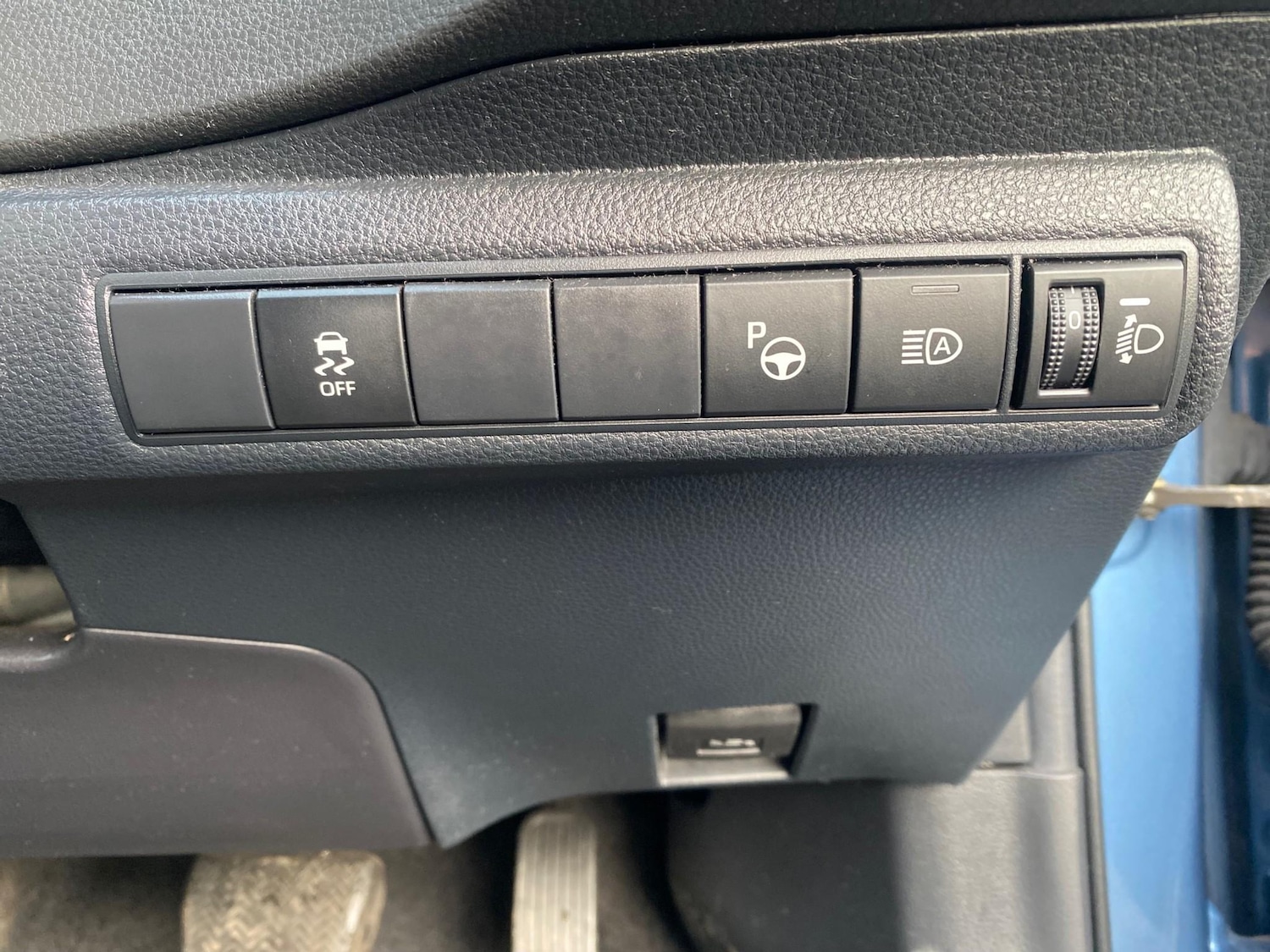 Used Toyota Corolla 2019 for sale - 77026610: Photo 18