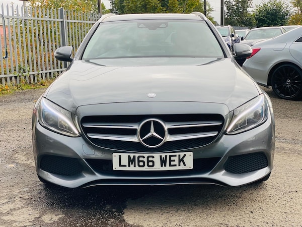 Used Mercedes-Benz C Class 2016 for sale - 76184787: Photo 2