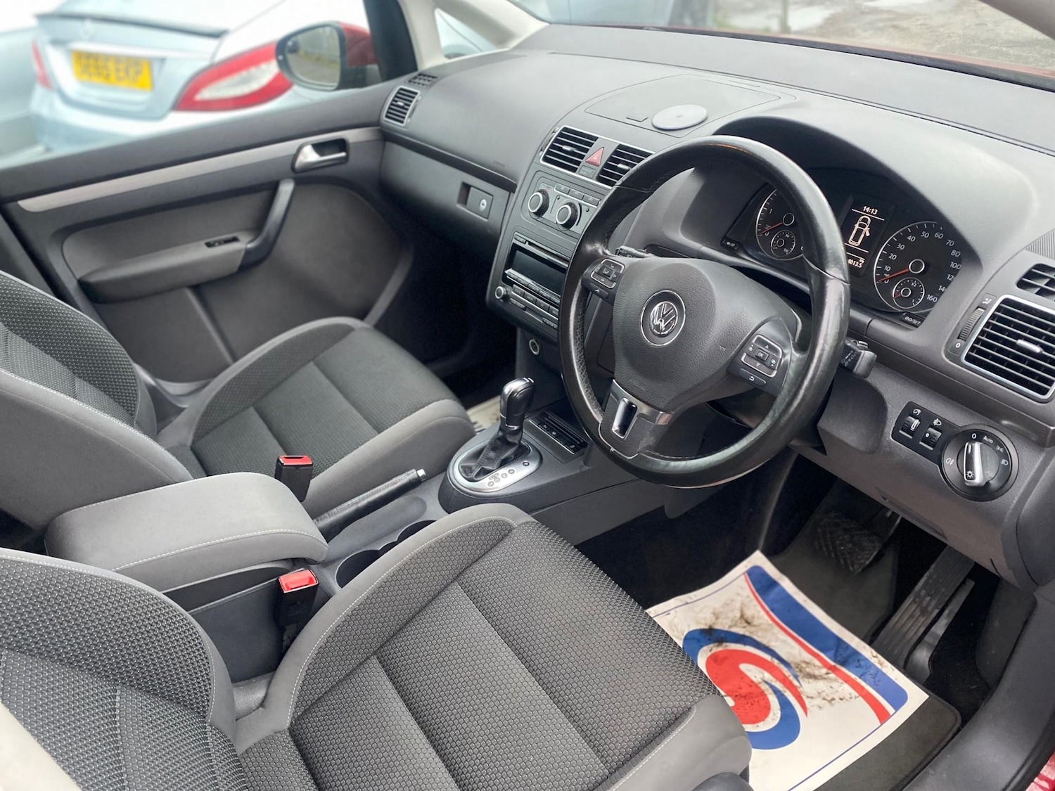 Used Volkswagen Touran 2012 for sale - 77037071: Photo 16