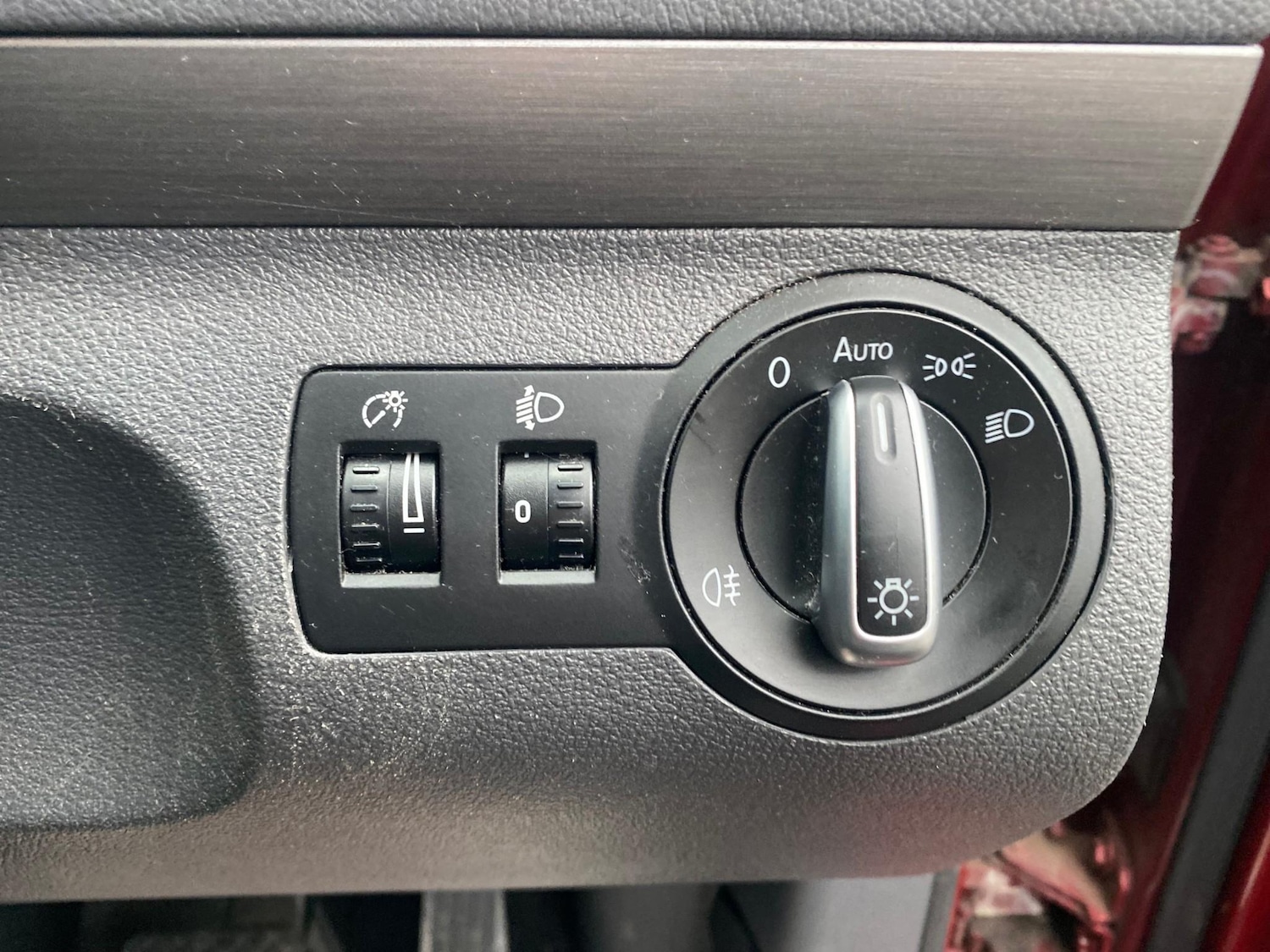 Used Volkswagen Touran 2012 for sale - 77037071: Photo 18