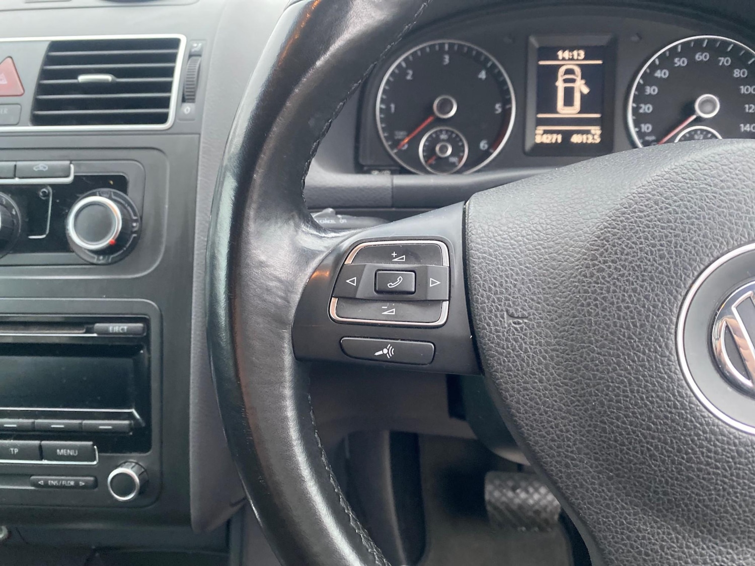 Used Volkswagen Touran 2012 for sale - 77037071: Photo 20