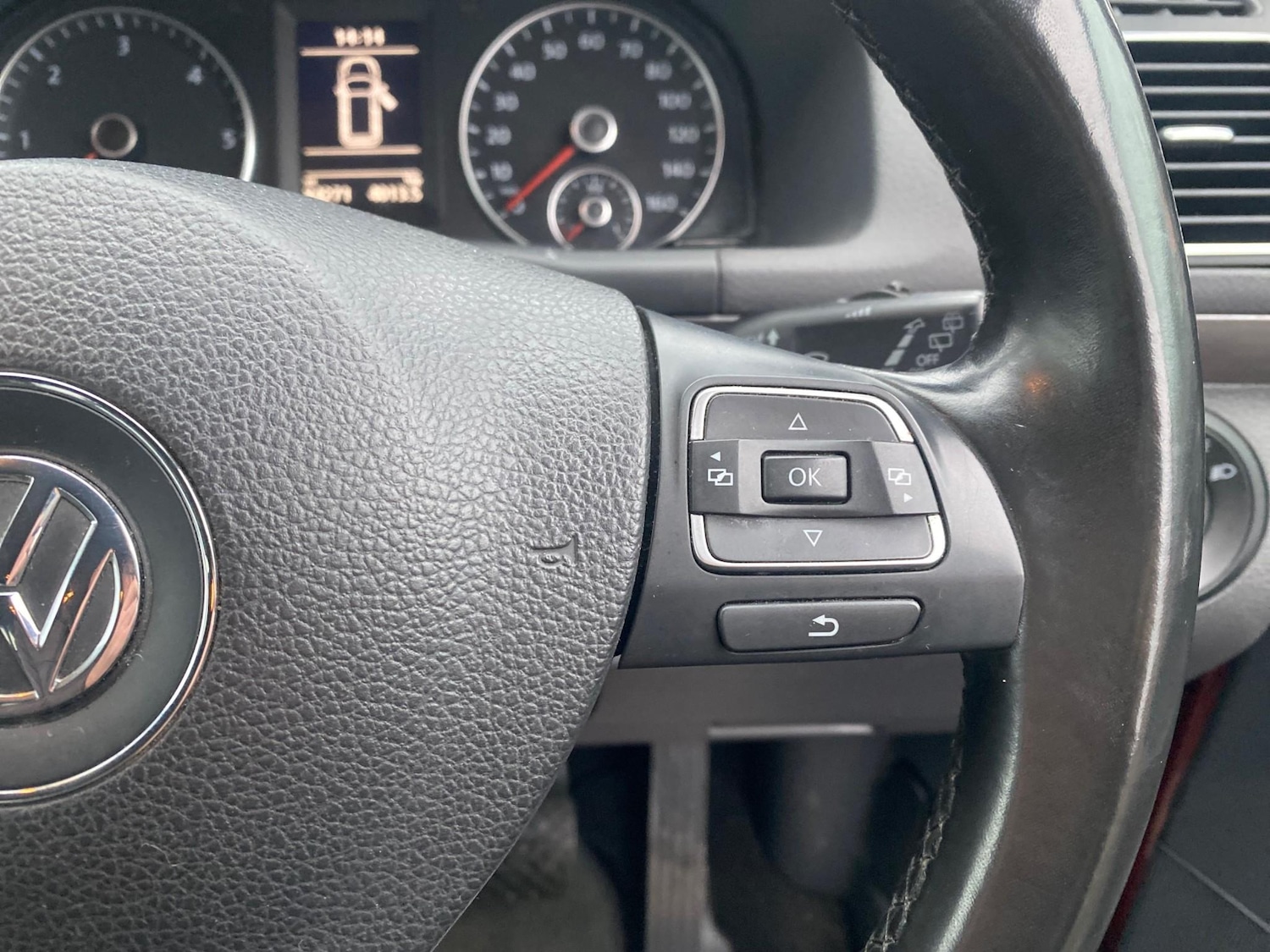 Used Volkswagen Touran 2012 for sale - 77037071: Photo 21