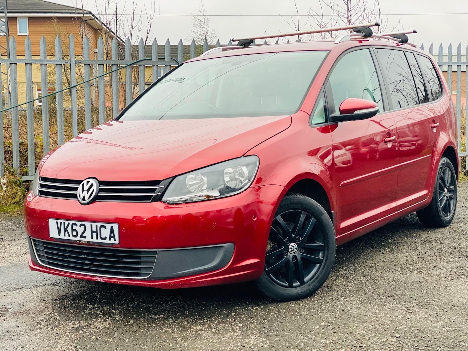 Used Volkswagen Touran 2012 for sale - 77037071: Photo 3