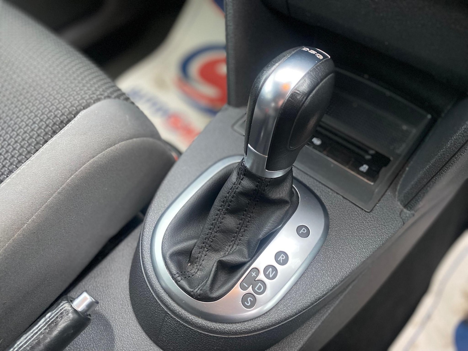 Used Volkswagen Touran 2012 for sale - 77037071: Photo 4