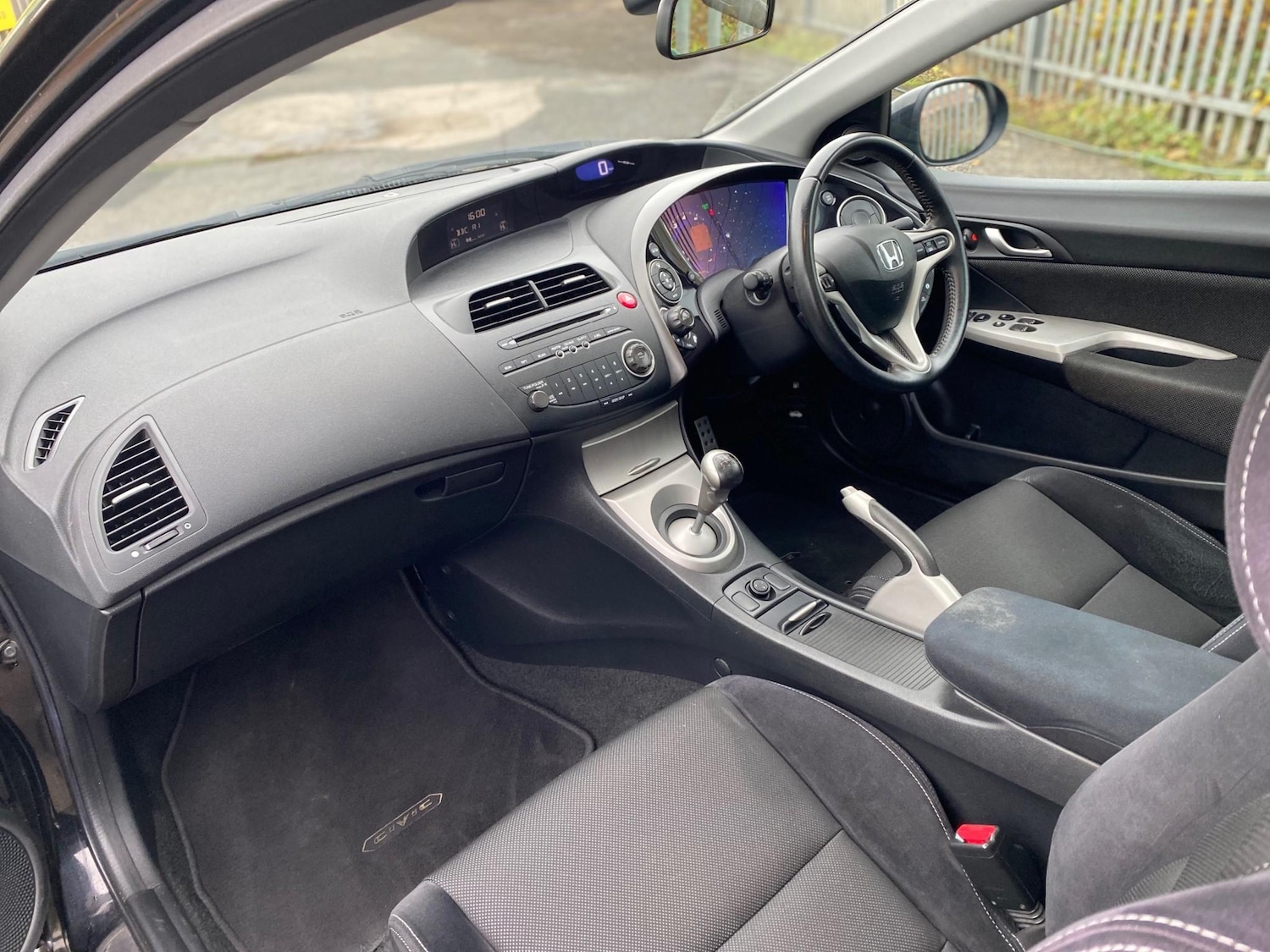 Used Honda Civic 2007 for sale - 76416205: Photo 29