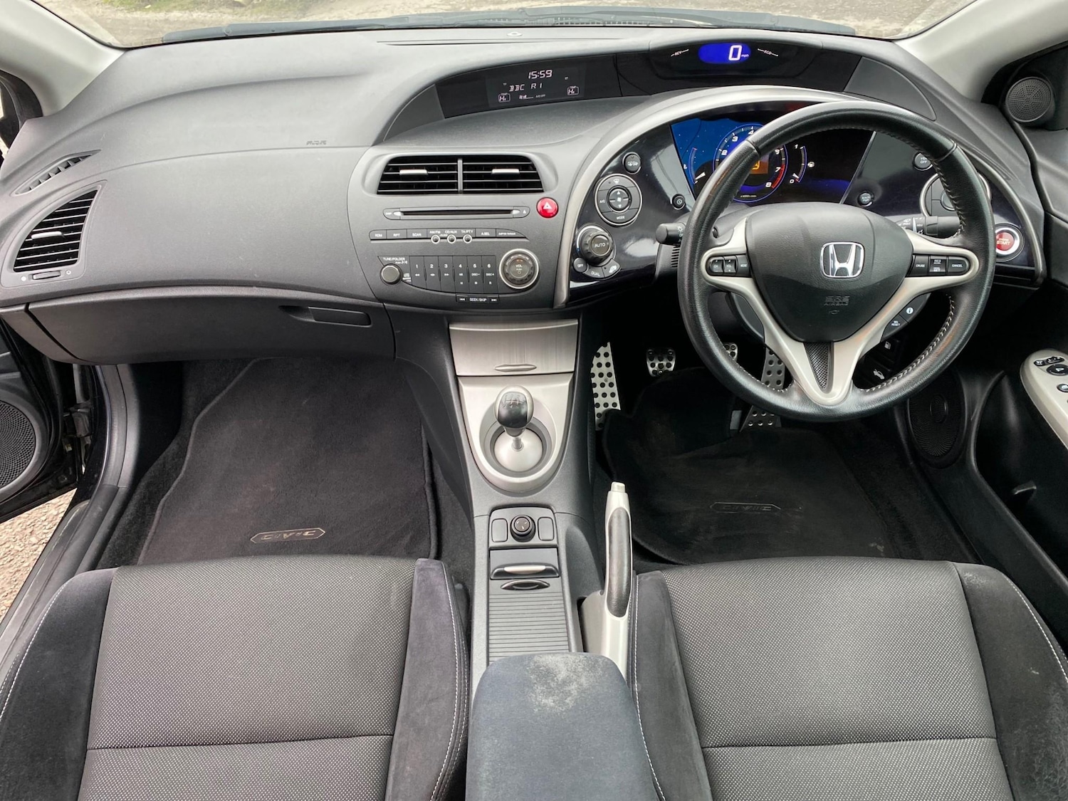 Used Honda Civic 2007 for sale - 76416205: Photo 4