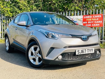 2017 (67) - 1.8 Vvt-h ICON HYBRID AUTOMATIC FSH 1 OWNER 61K MILES 5-Door