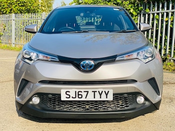Used Toyota C-HR 2017 for sale - 75579292: Photo