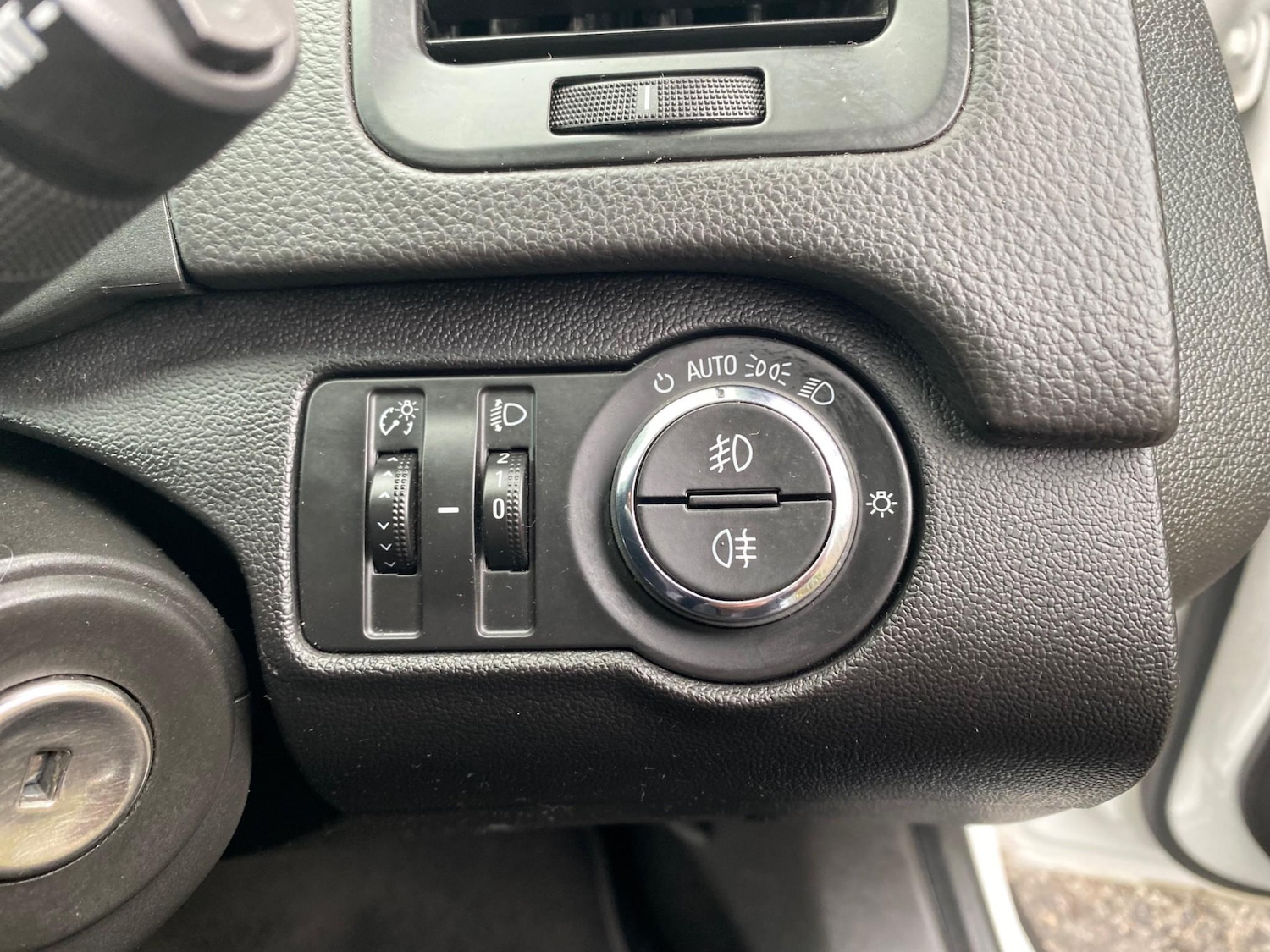 Used Vauxhall Insignia 2015 for sale - 76162438: Photo 16