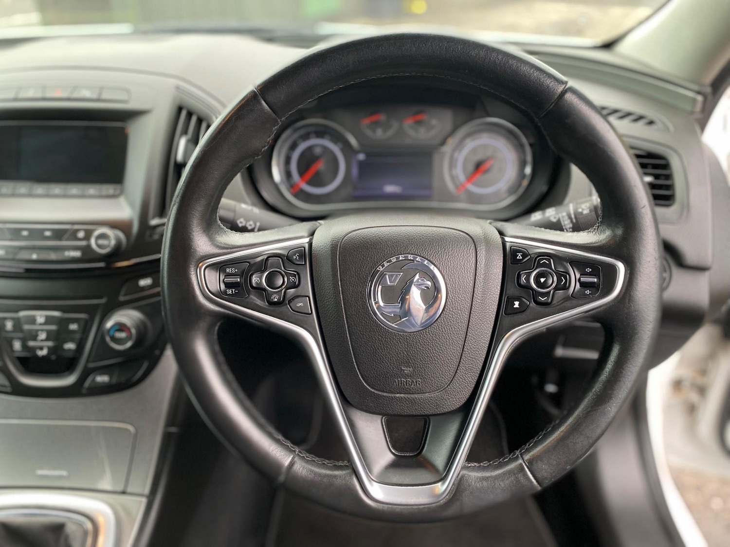 Used Vauxhall Insignia 2015 for sale - 76162438: Photo 17