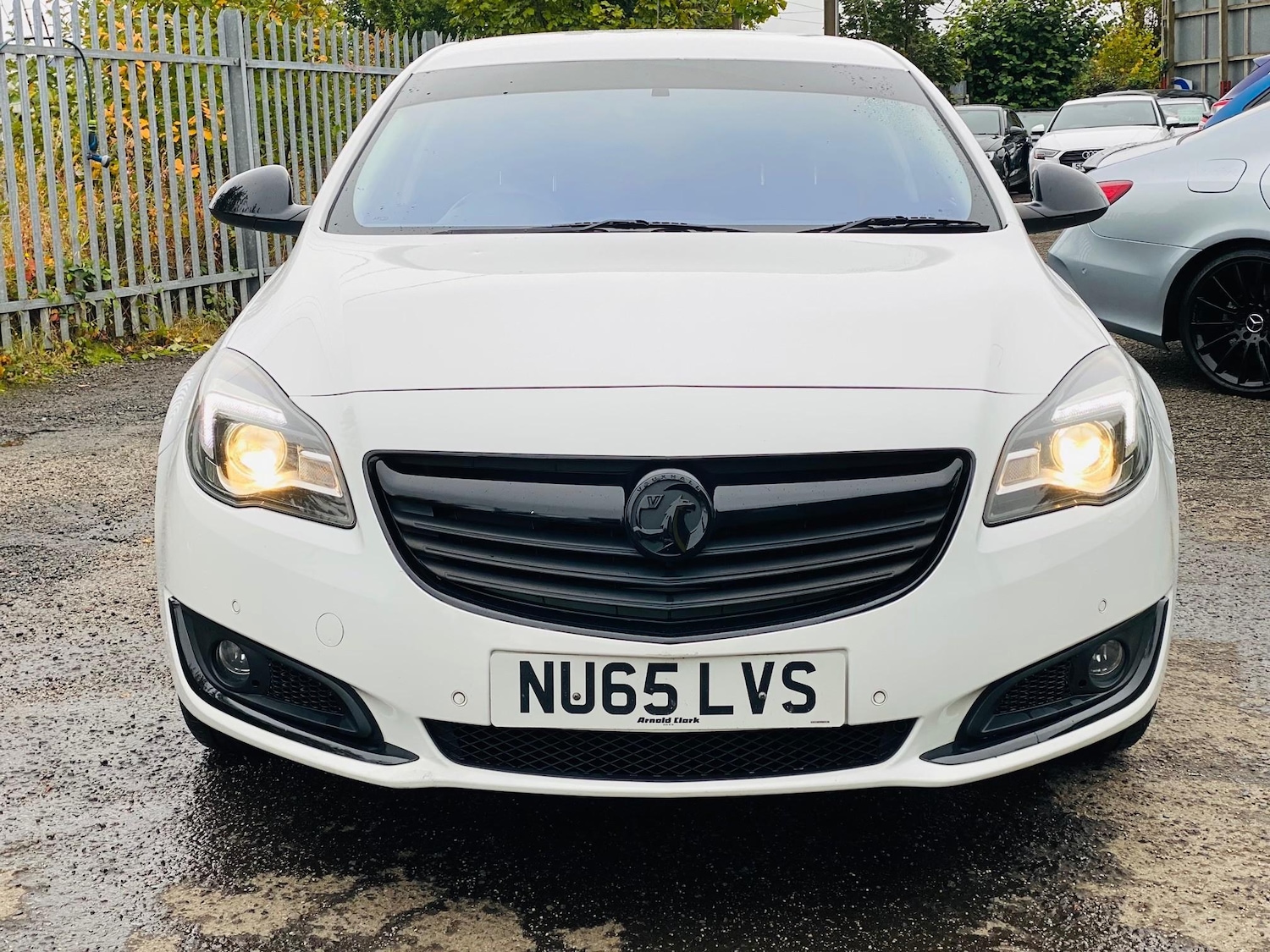 Used Vauxhall Insignia 2015 for sale - 76162438: Photo 3