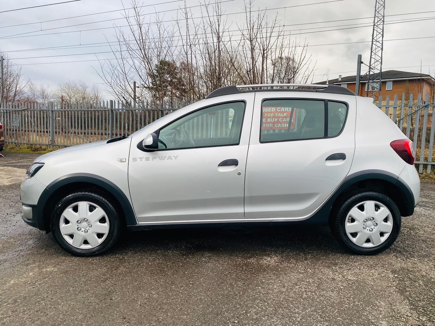Used Dacia Sandero Stepway 2015 for sale - 77236008: Photo 10
