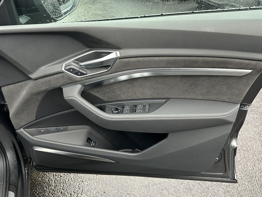 Used Audi e-tron 2021 for sale - 77621611: Photo 9