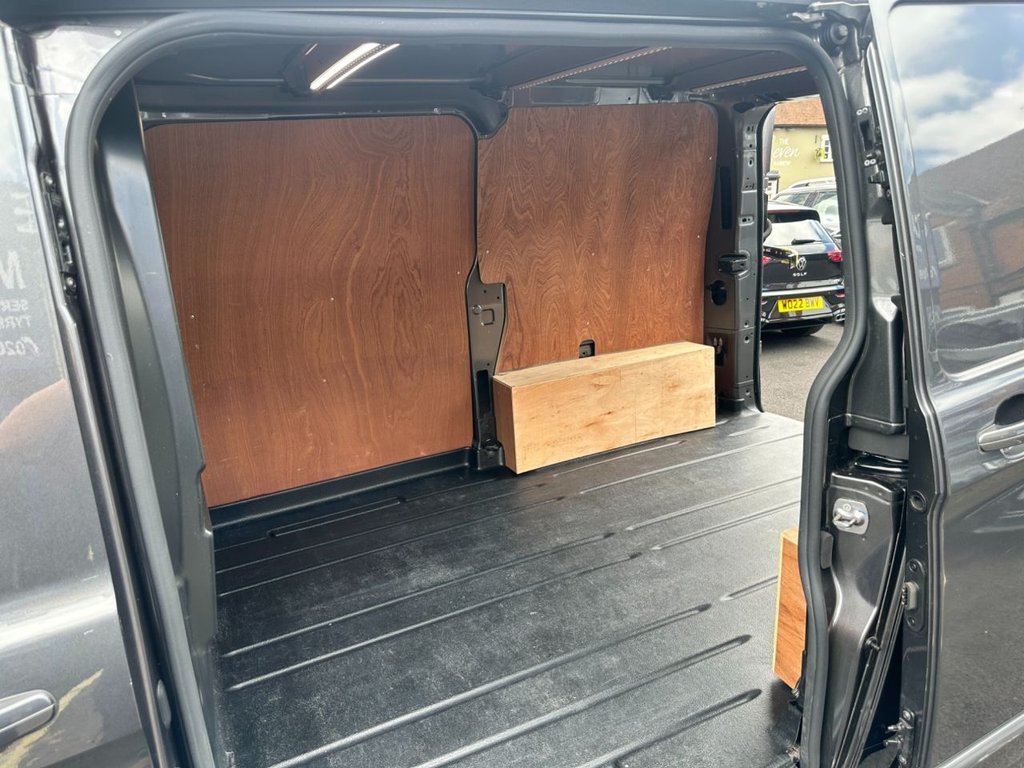 Used Ford Transit Custom 2023 for sale - 75275623: Photo 10
