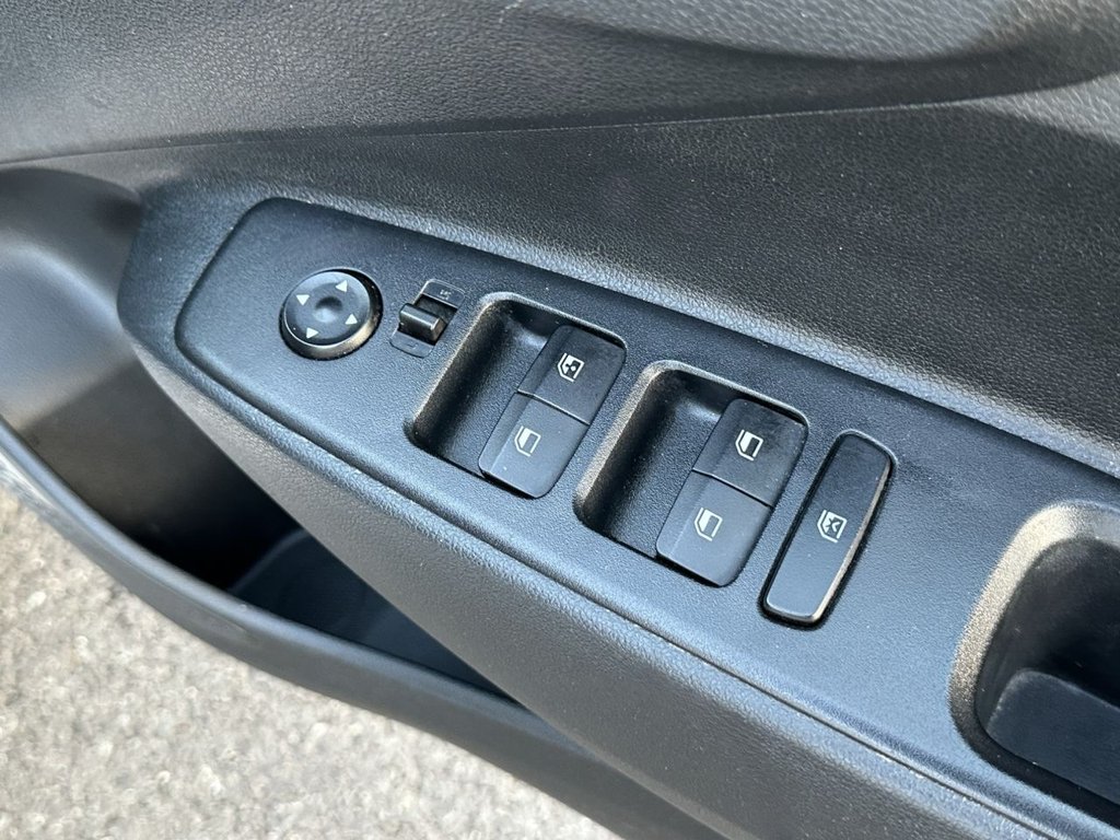 Used Hyundai i10 2022 for sale - 77748714: Photo 8