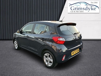Used Hyundai i10 2022 for sale - 77064926: Photo