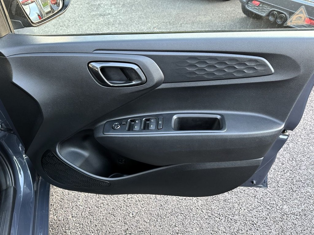 Used Hyundai i10 2022 for sale - 77064926: Photo 9