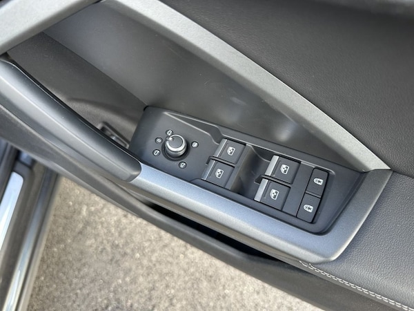 Used Audi Q3 2023 for sale - 75675747: Photo 11