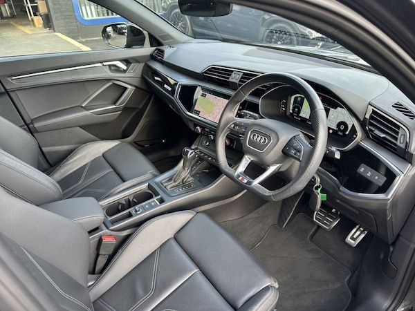 Used Audi Q3 2023 for sale - 75675747: Photo 12