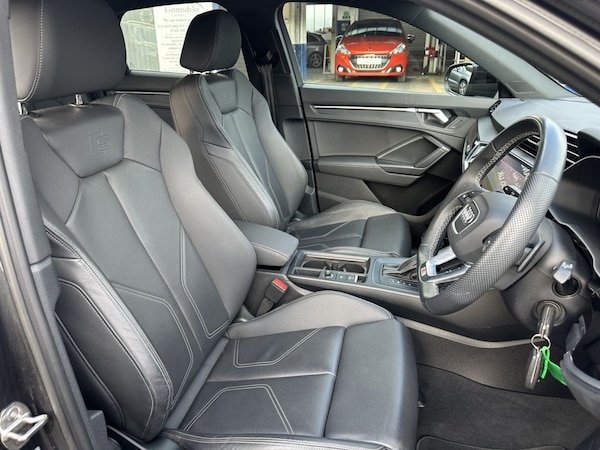 Used Audi Q3 2023 for sale - 75675747: Photo 13