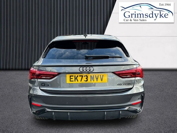 Used Audi Q3 2023 for sale - 75675747: Photo 9