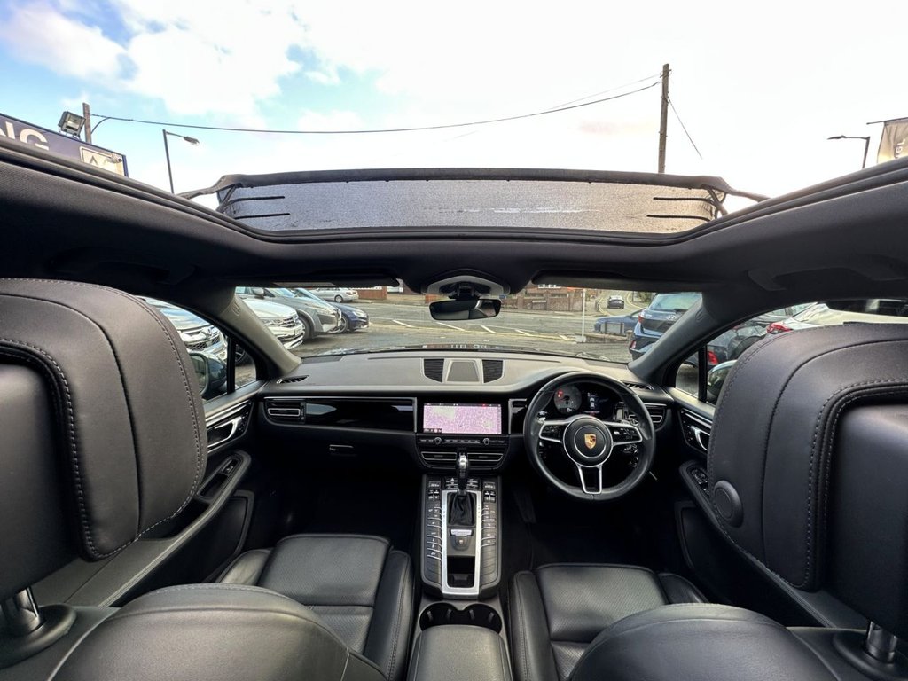 Used Porsche Macan 2020 for sale - 76901157: Photo 3