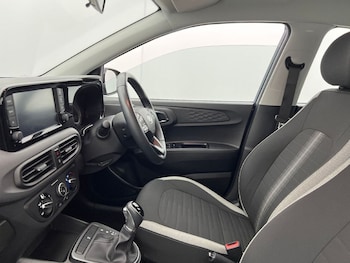 Used Hyundai i10 2022 for sale - 76973753: Photo