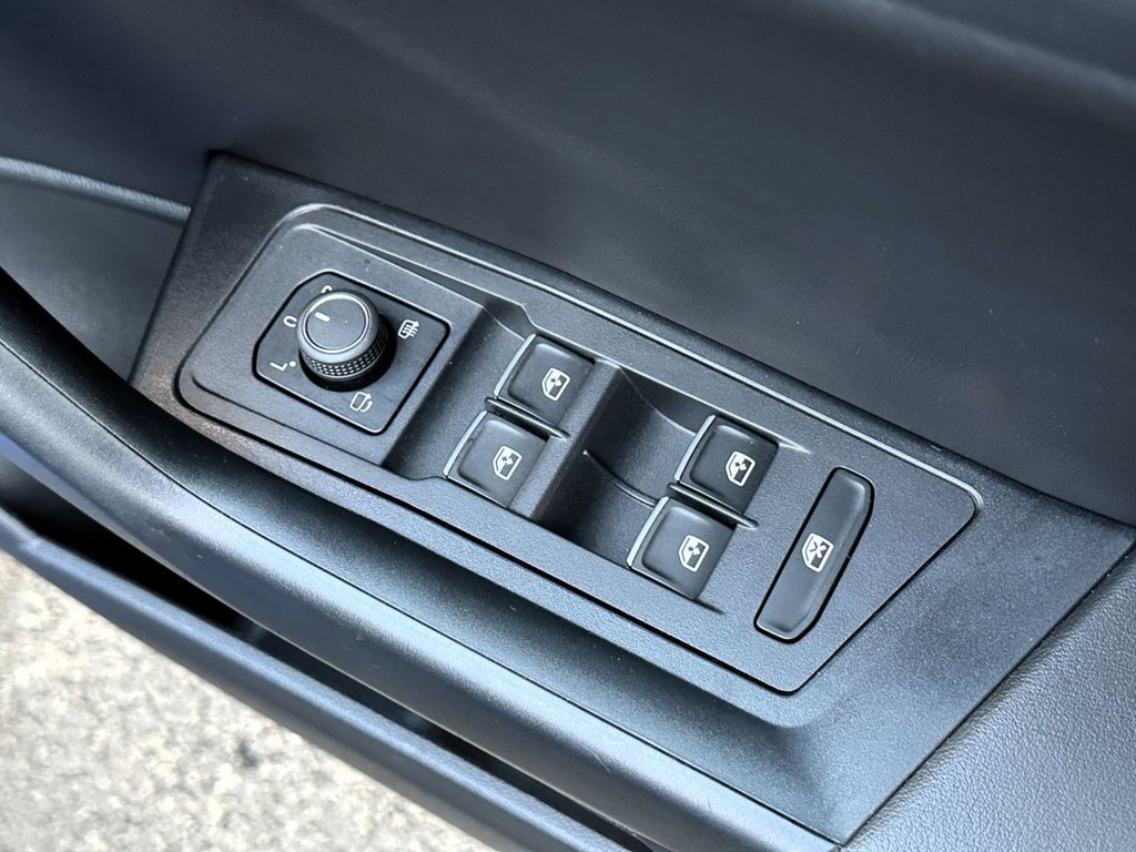 Used Volkswagen T-Roc 2021 for sale - 76798070: Photo 10