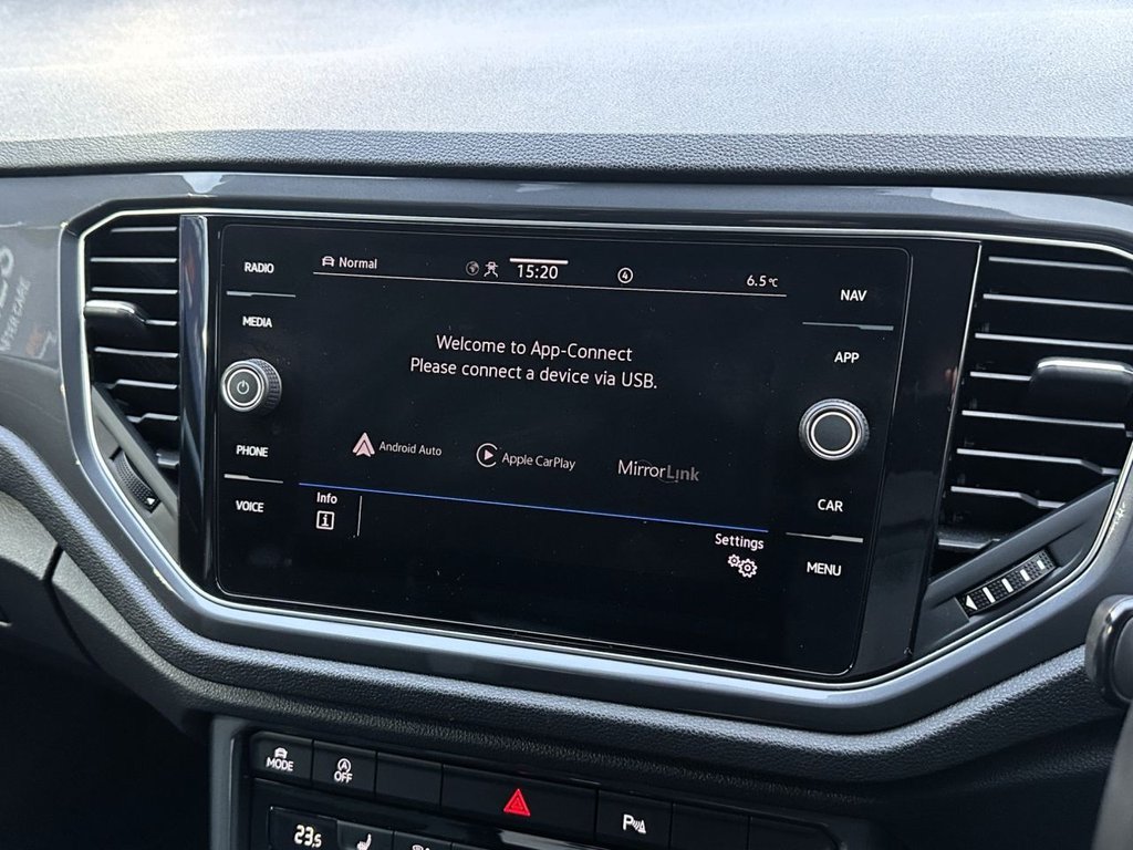 Used Volkswagen T-Roc 2021 for sale - 76798070: Photo 22