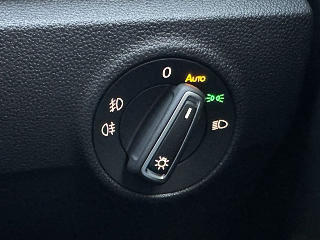 Used Volkswagen T-Roc 2021 for sale - 76798070: Photo 26